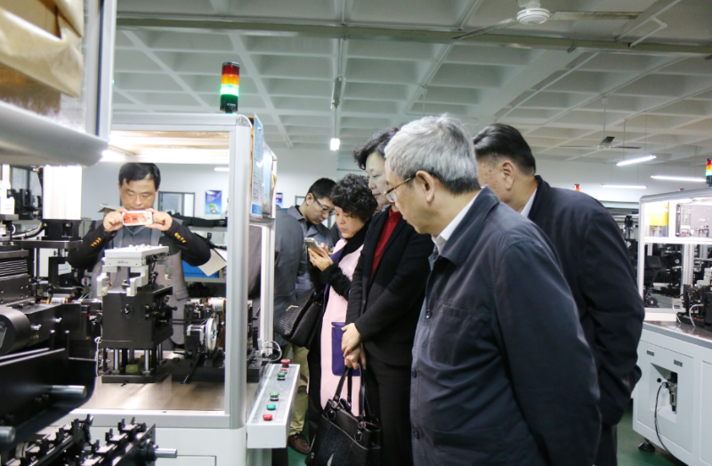 “中國內燃機工業協會”成員來我公司參觀訪問